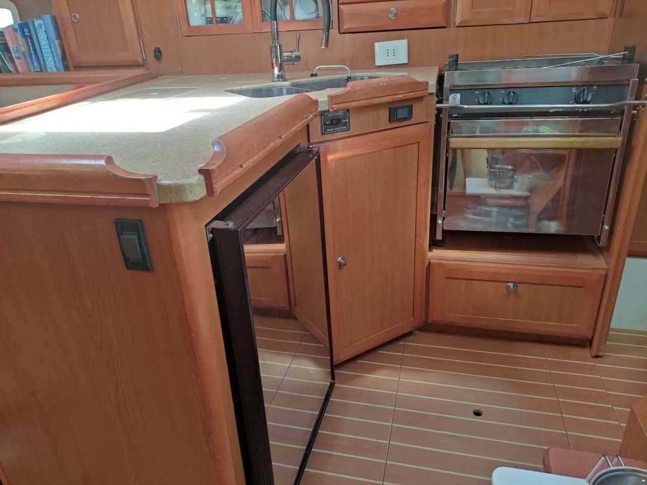 Продается Hunter 36