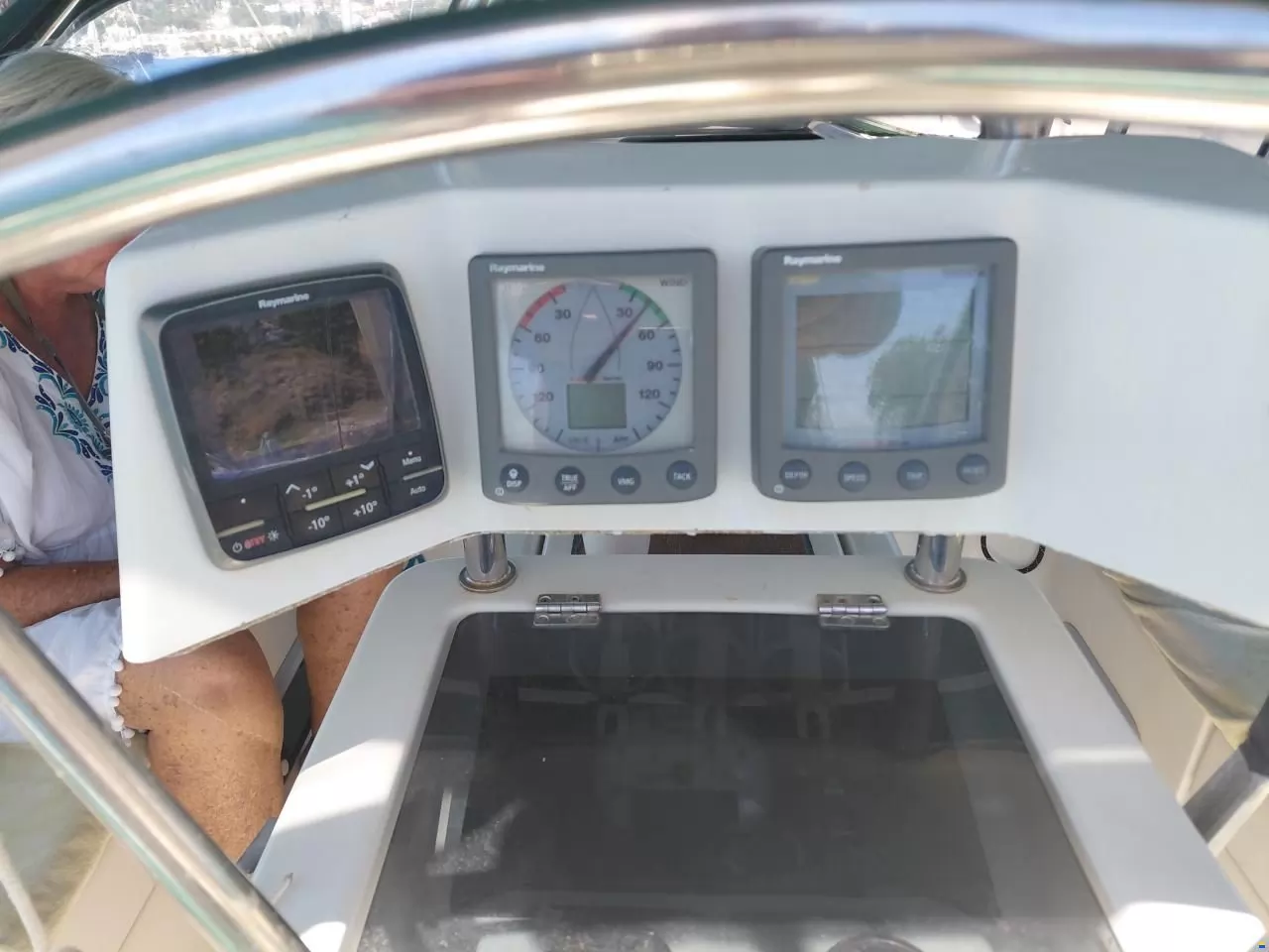 Продается Beneteau Oceanis 351