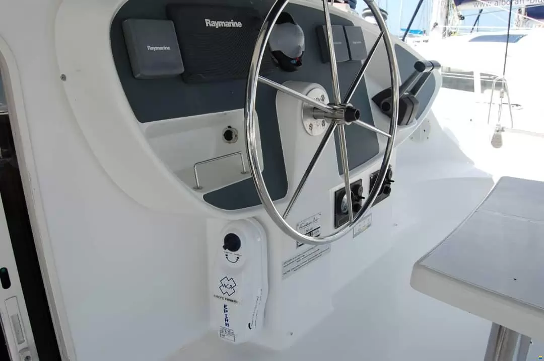 For sale Fountaine Pajot Belize 43