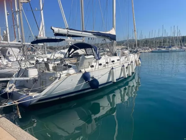 Beneteau Oceanis Clipper 523