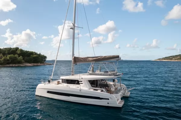 Dufour Cervetti 44 (4 cabins, 4 heads)