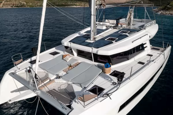Dufour Cervetti 44 (4 cabins, 4 heads)