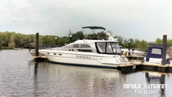 Sealine 42 Statesman