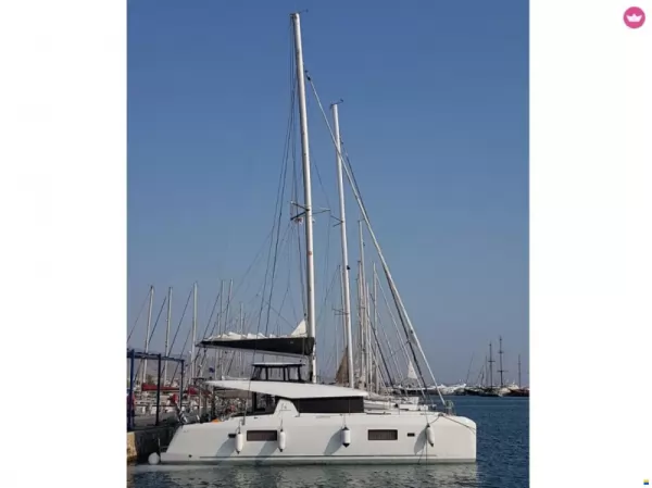 2019 Lagoon 42