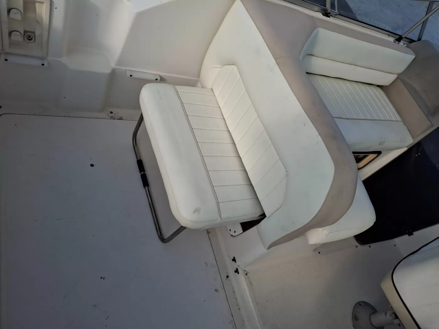 De vânzare Bayliner CIERA 2355