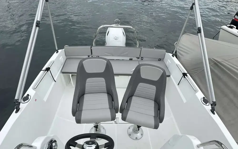 For sale Jeanneau Cap Camarat 5.5 CC Serie 2