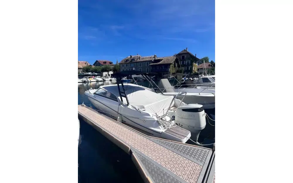 For sale Jeanneau Cap Camarat 7.5 BR occasion en vente - Leman nautic