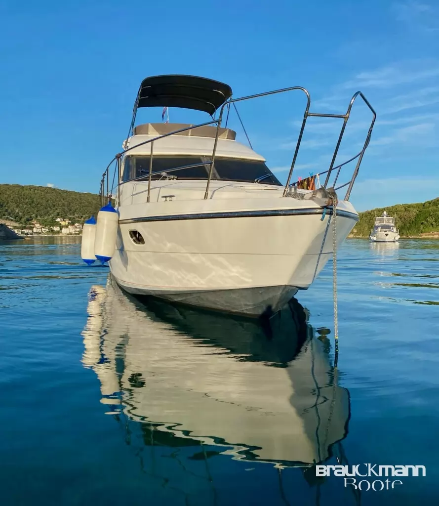 De vânzare ASTOR 37 SEDAN FLY