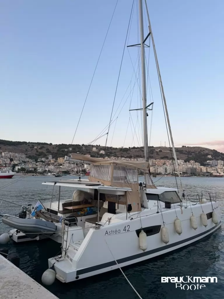 En venta FOUNTAINE PAJOT ASTRÉA 42