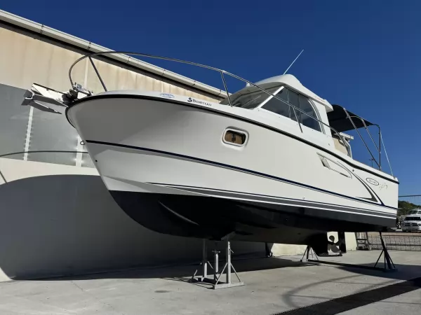 Beneteau Antares Serie 7 – Volvo 130ks