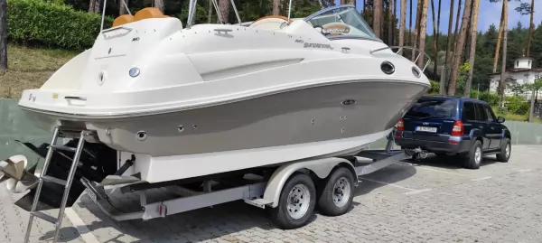 Sea Ray 240 Sundanser