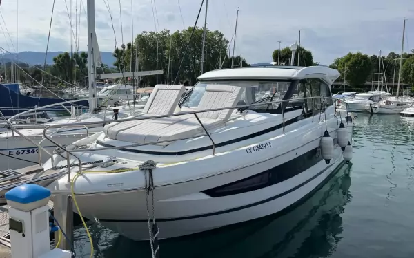 Jeanneau NC 37