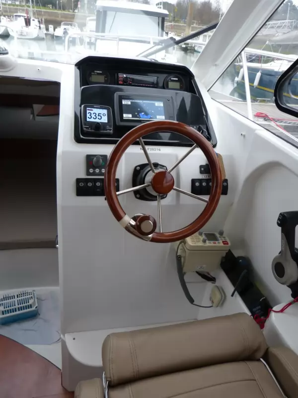 JEANNEAU MERRY FISHER 755