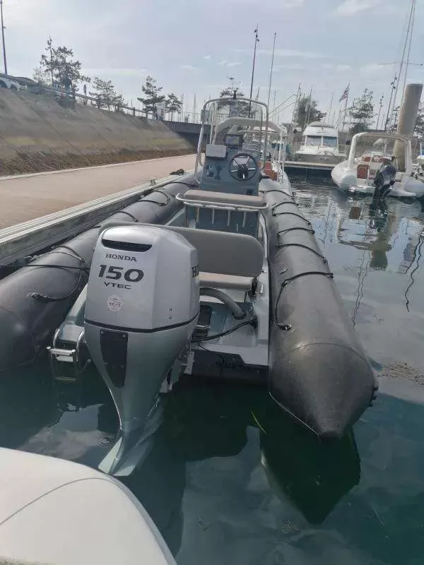 Продается Bombard EXPLORER 700 NEO