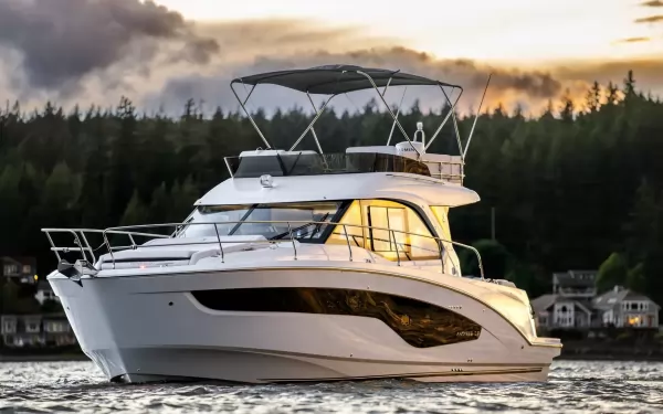 BENETEAU Antares 12 Fly