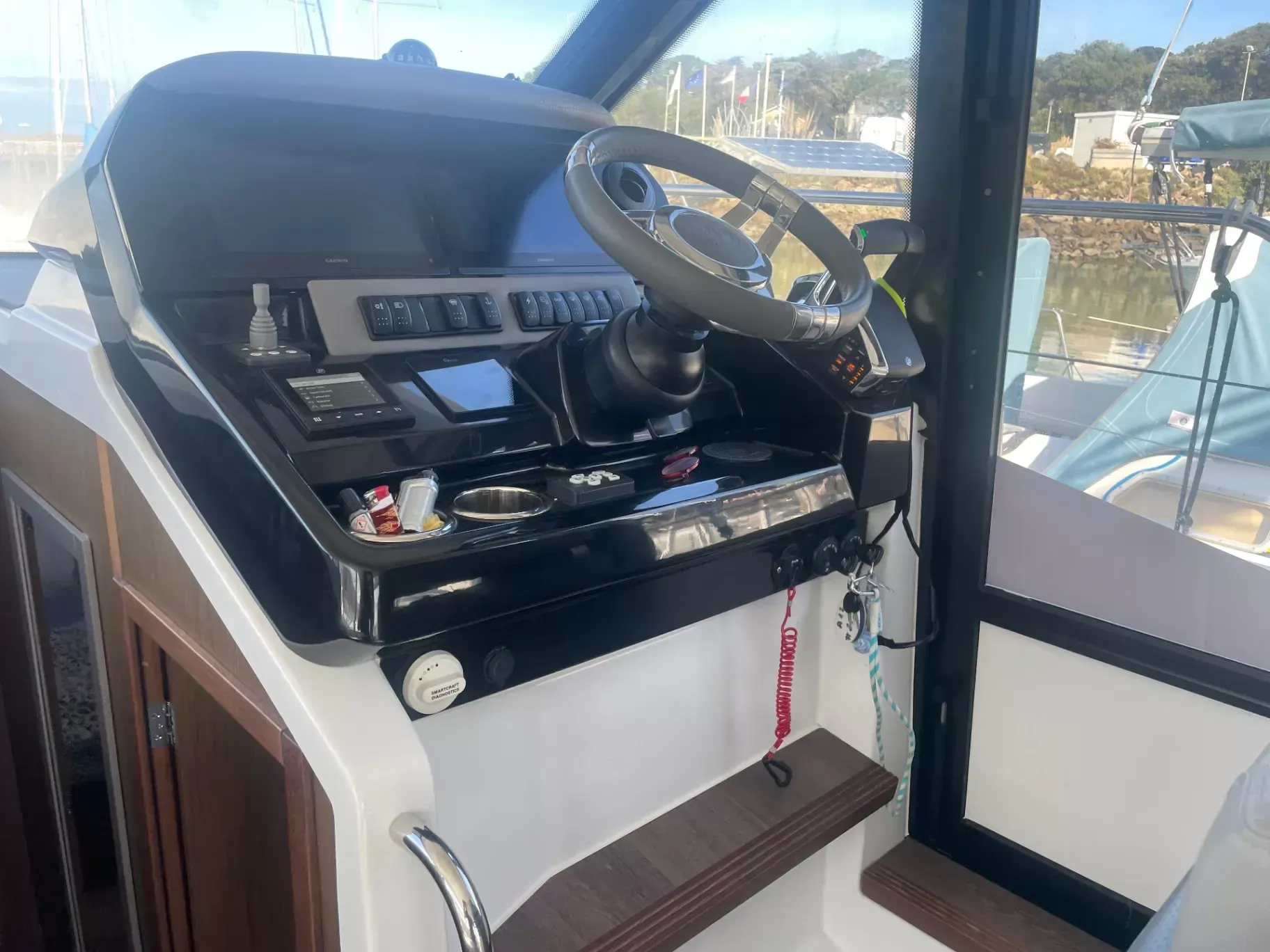 For sale BENETEAU Antares 12 Fly