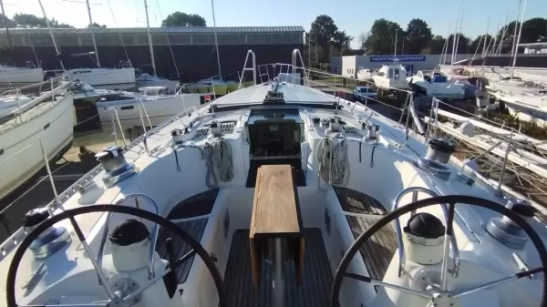 BENETEAU First 53F5
