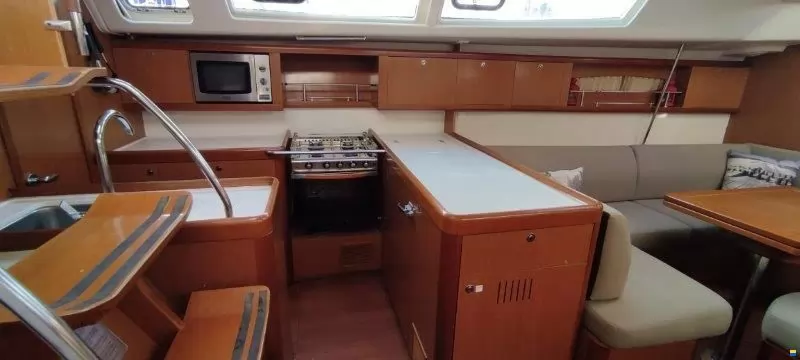 Продается Beneteau OCEANIS 46